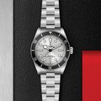 Black Bay 68 43mm - Silver, Black Bezel on Bracelet