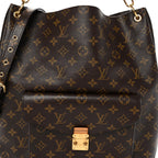 Monogram Metis
