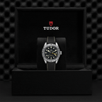 Black Bay Pro 39mm - Black on Hybrid Rubber/Leather Strap