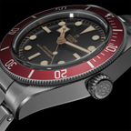 Black Bay 41mm - Black, Burgundy Bezel on Bracelet