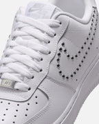 Nike Women's Air Force 1 '07 LV8