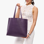 August Tote