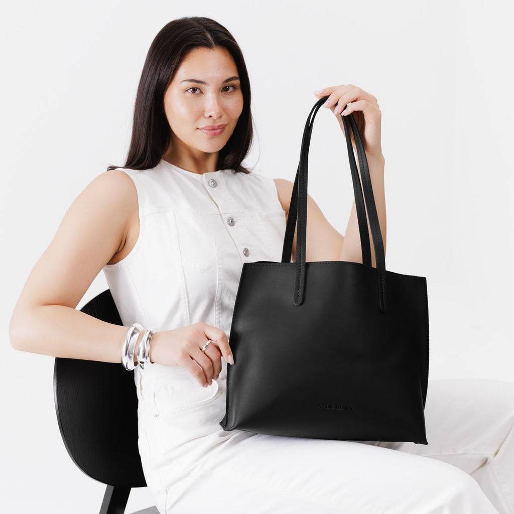 August Tote