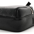 Taiga Monogram Eclipse Outdoor Messenger Black
